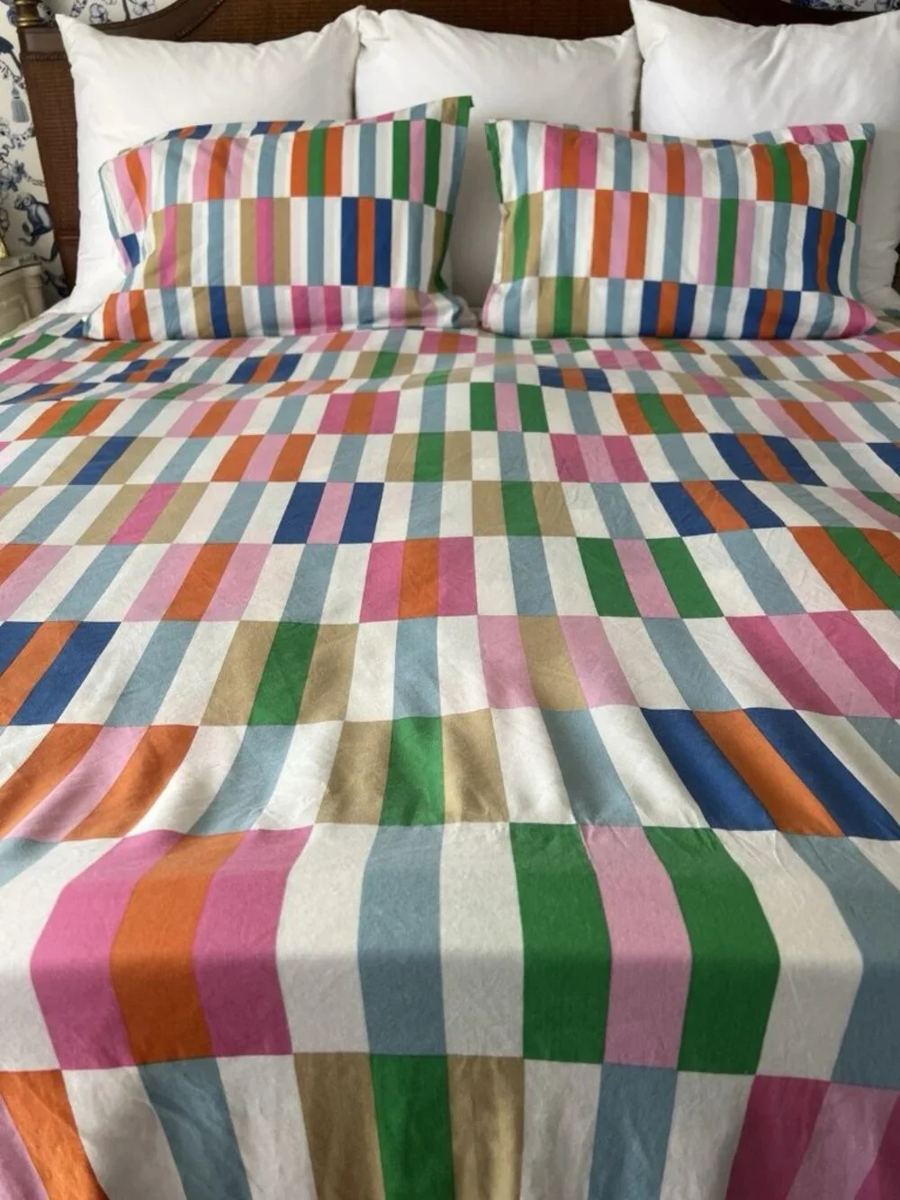 Ikea KLIBBKORSORT Full-Queen Duvet Cover & 2 STD Pillowcases Multicolor Modern